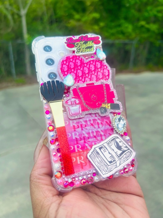 Hand Crafted Other - Galaxy S24🩷Bling Phone Case (S24)